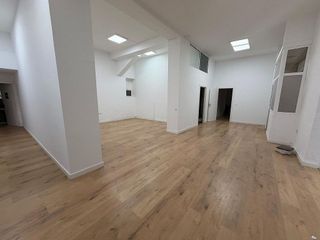 Local comercial en alquiler en Ensanche Centro - Puerto en Málaga