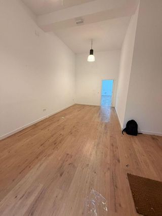 Local comercial en alquiler en Ensanche Centro - Puerto en Málaga