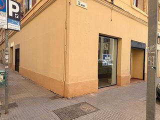 Local comercial en alquiler en Ensanche Centro - Puerto en Málaga