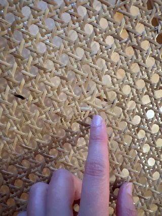 Silla de madera y ratán