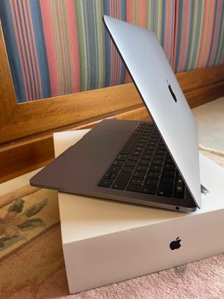 MacBook Pro 2019 Touch Bar