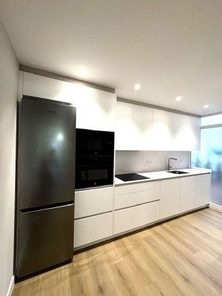 Piso en alquiler en Las Arenas Centro en Getxo