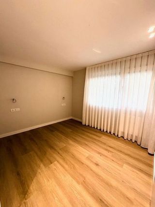 Piso en alquiler en Las Arenas Centro en Getxo