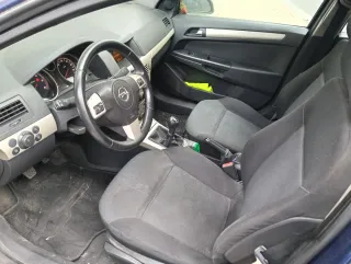 Opel Astra 2007