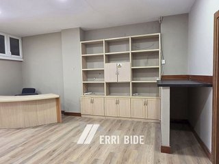 Local comercial en venta en Mungia