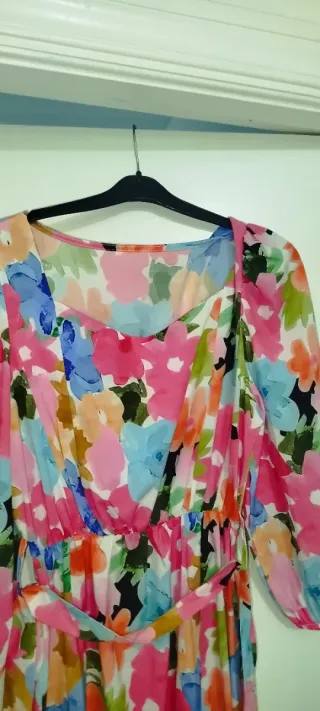 Vestido estampado floral multicolor