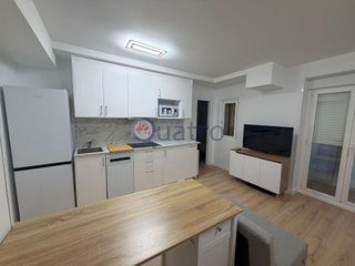 Estudio en alquiler en La Chantría - La Lastra en León