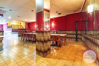 Local comercial en alquiler en Carballo