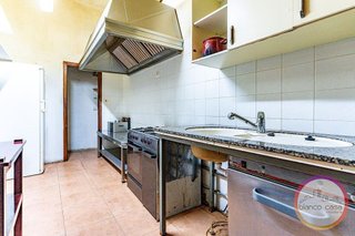 Local comercial en alquiler en Carballo