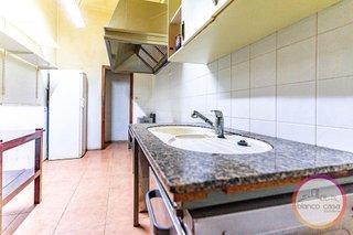 Local comercial en alquiler en Carballo