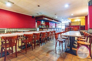 Local comercial en alquiler en Carballo