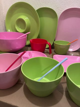 Vajilla Plástico Verde y Rosa