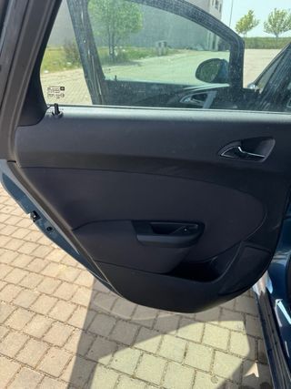 Opel Astra 2013