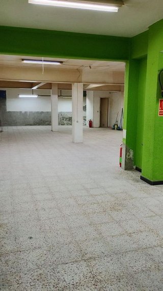 Local comercial en venta en El Castell-Poble Vell en Castelldefels