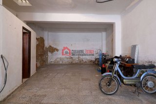 Casa adosada en venta en Avda. de Abril. - 9 de octubre en Sagunto