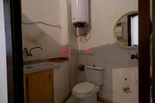 Casa adosada en venta en Avda. de Abril. - 9 de octubre en Sagunto