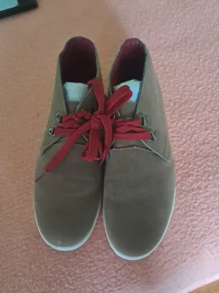Zapatos unisex talla 38 nuevos, sin estrenar