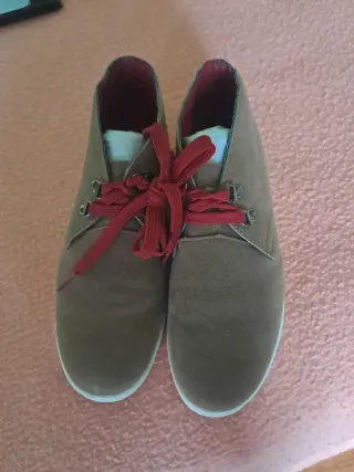 Zapatos unisex talla 38 nuevos, sin estrenar