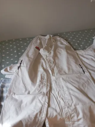 Kimono blanco bordado Taekwondo