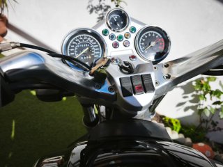 BMW R850R Clásica Negra