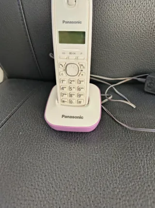 Teléfono Inalámbrico Panasonic Blanco/Rosa
