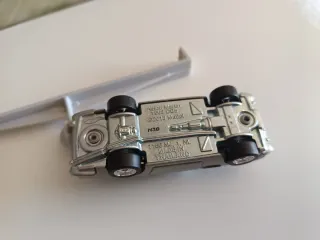 hot wheels premium aston martin db5