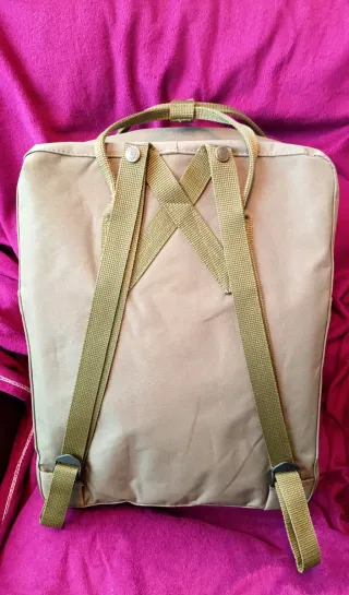 Mochila Fjallraven Kanken 20L Verde Oliva