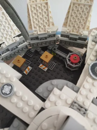 Lego Halcón Milenario Kessel 75212