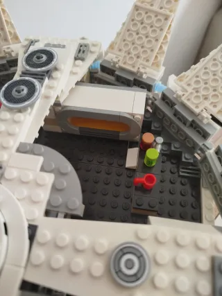 Lego Halcón Milenario Kessel 75212