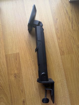 Soporte Monitor Gigabyte M28U Arm Edition