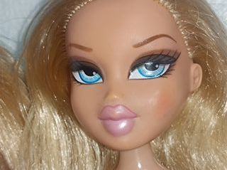 Confezione Cloe Bratz: Casa Magica e Crescita dei Capelli