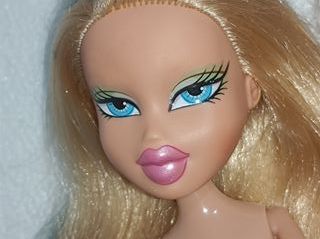 Confezione Cloe Bratz: Casa Magica e Crescita dei Capelli
