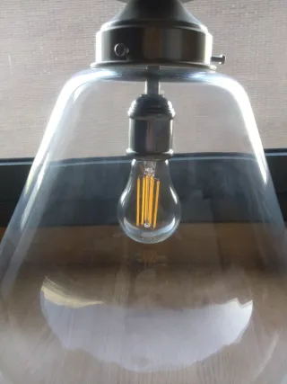 Lámpara colgante cristal y metal. Tipo industrial