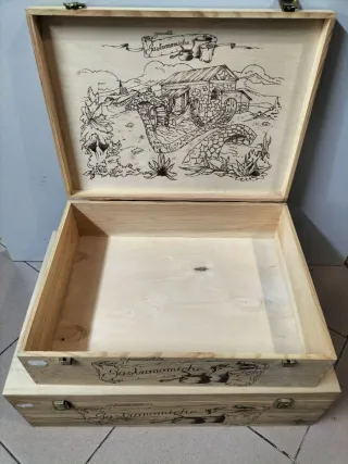 Set 2 bauli in legno decorati