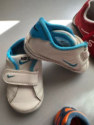 Zapatillas bebé Talla 18
