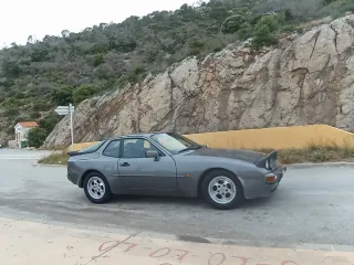 Porsche 944 1985