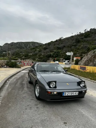 Porsche 944 1985