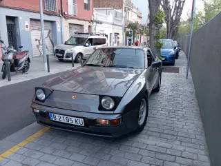Porsche 944 1985