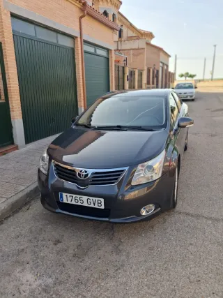 Toyota Avensis 2009