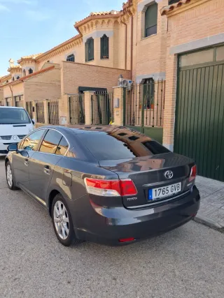 Toyota Avensis 2009