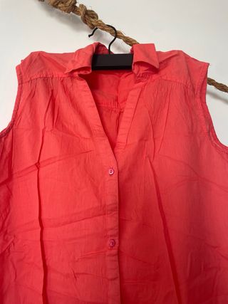 Blusa Coral sin Mangas Talla S