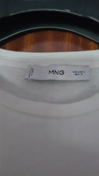 Camiseta Mango Blanca con Volantes