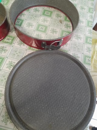 2 Teglie apribili forno 18, 26 cm +angelo Omaggio