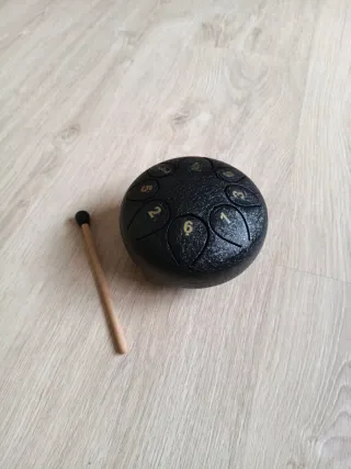 Tambor de lengüetas de acero Handpan