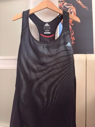 4 Camisetas Padel Variadas. Talla 42 para mujer