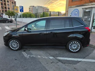 Ford Grand C-MAX 2012