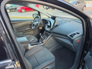 Ford Grand C-MAX 2012