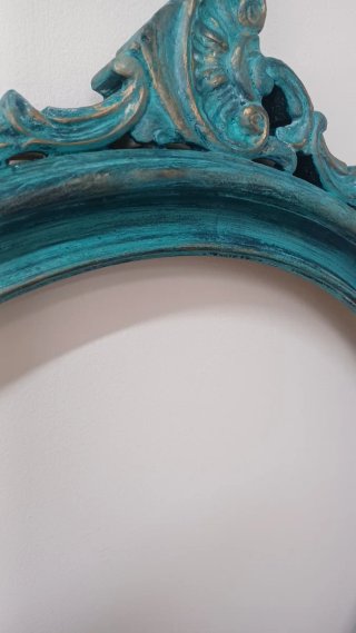 Marco Ovalado Decorativo Teal y Dorado