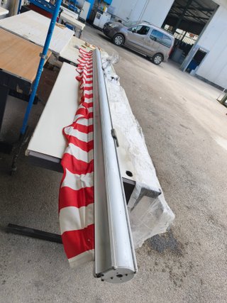 Tenda da sole 4.30m rosso/bianco