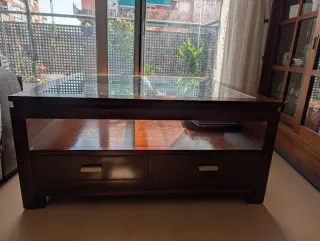 Mesa de centro rústica de teka y cristal